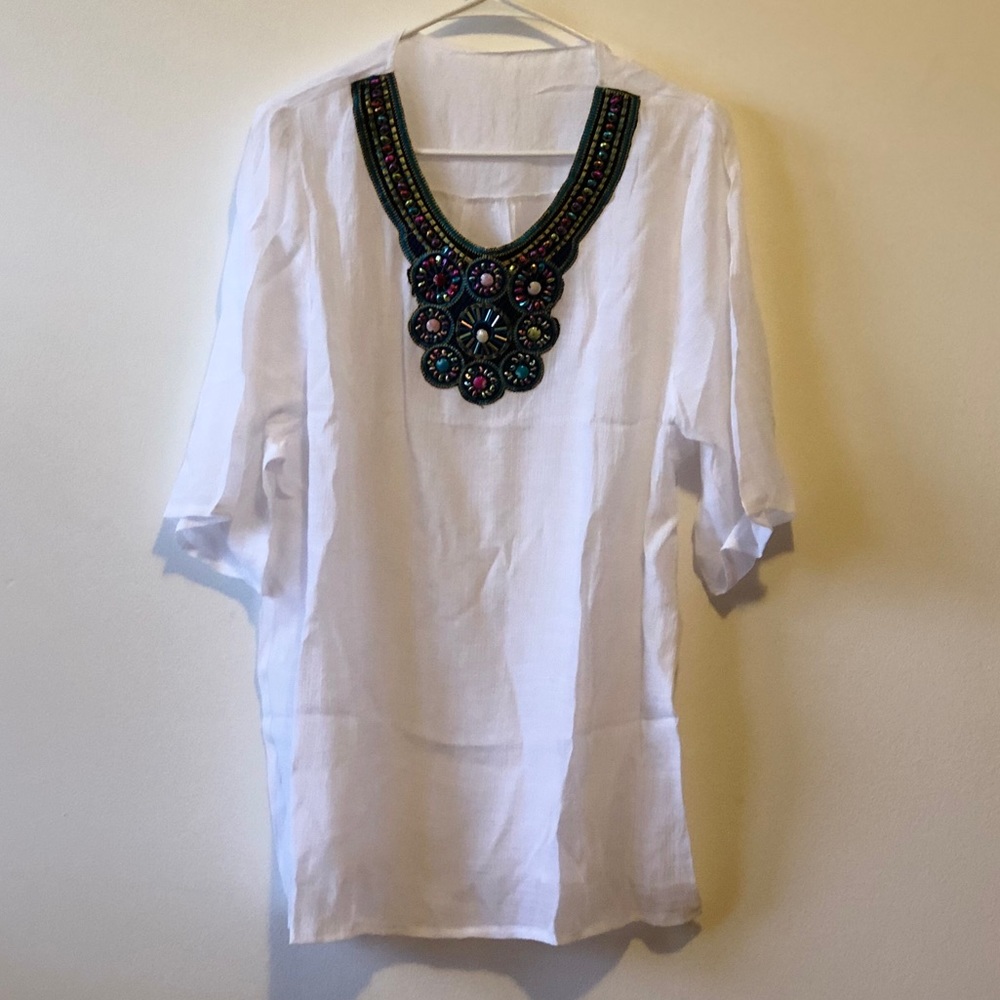 White Embroidered Top - Picture 3 of 3